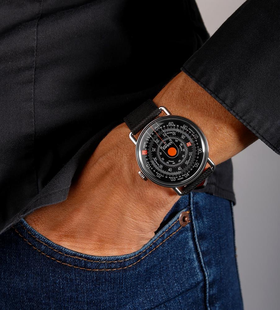 KLOK3 05 ORANGE DOT