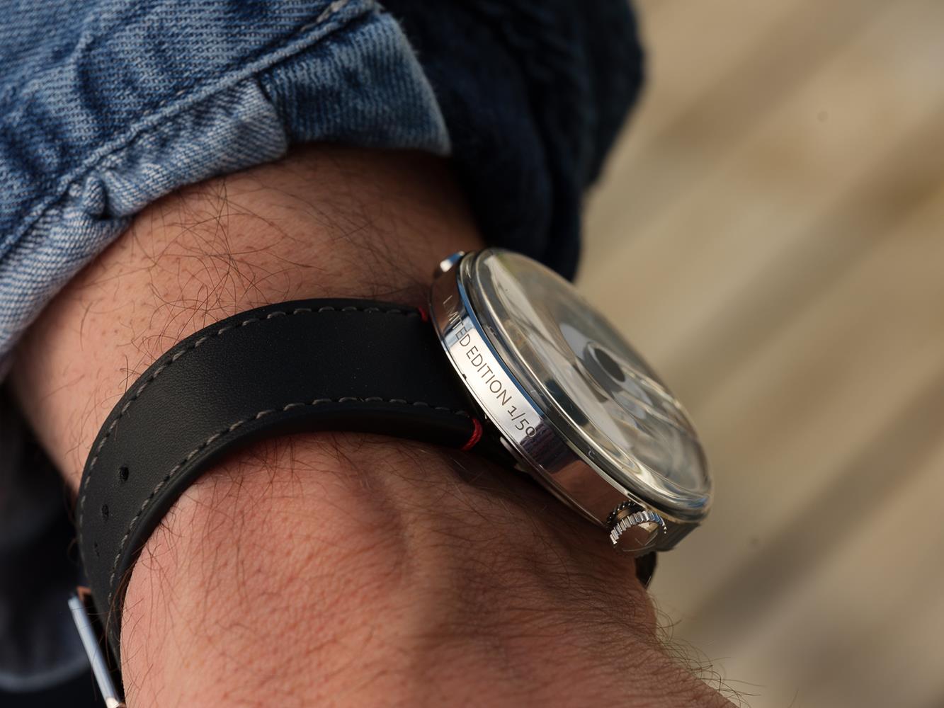 KLOK 01 M3 noire et blance